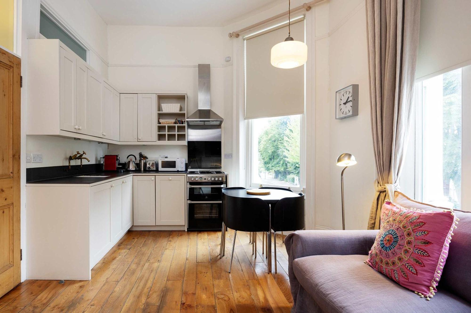 Veeve - Notting Hill Chic Apartment ลอนดอน ภายนอก รูปภาพ