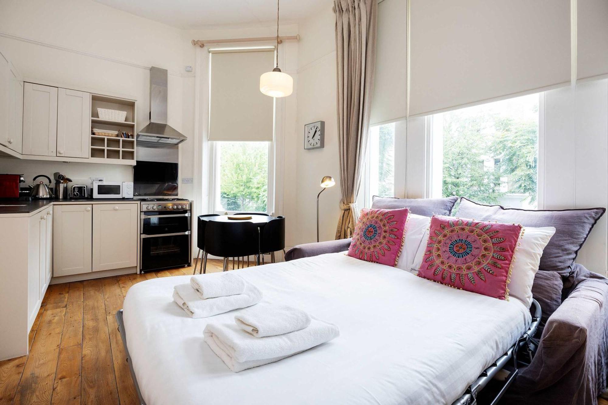 Veeve - Notting Hill Chic Apartment ลอนดอน ภายนอก รูปภาพ