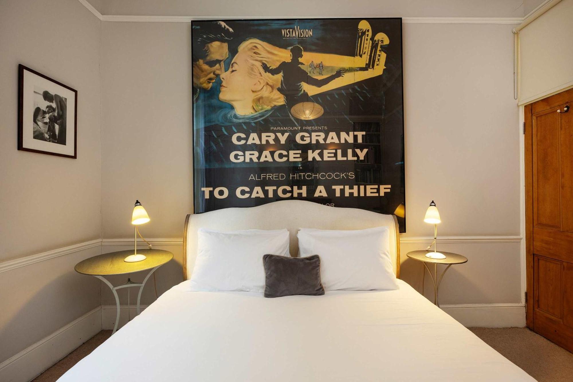 Veeve - Notting Hill Chic Apartment ลอนดอน ภายนอก รูปภาพ